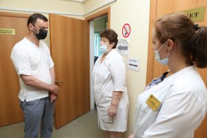 Глава округа Виктор Неволин посетил с рабочим визитом амбулаторию в с.Константиново