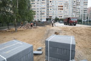 На Приборостроителей и Донинском шоссе благоустраивают двор