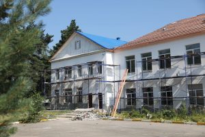 В Родниковской школе №32 на средства из регионального бюджета проводится капитальный ремонт