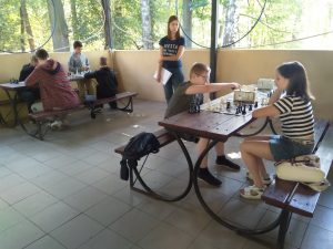 Турнир по шахматам, приуроченный к празднованию Дня физкультурника, состоялся в Раменском городском парке