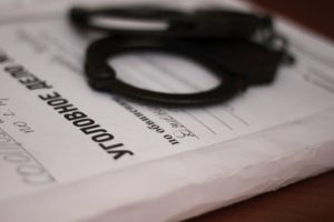 Сотрудниками МУ МВД России «Раменское» задержаны подозреваемые в совершении грабежа в п. Родники
