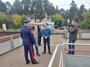 На Есенинской провели рейд по безопасности на железной дороге