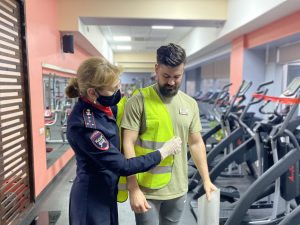 Госавтоинспекторы провели акцию «Засветись» в фитнес клубе