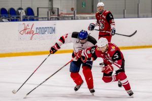В Раменском продолжаются игры Ночной хоккейной лиги