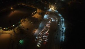 Сотрудники ГИБДД приняли участие в флэшмобе «Автоёлка – 2022»