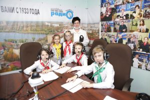 Юнкоры Прогимназии 48 в студии Раменского радио