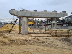 Путепровод у платформы Быково уже готов больше чем на треть