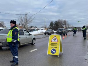 Рейды «Встречная полоса» в проводят в округе