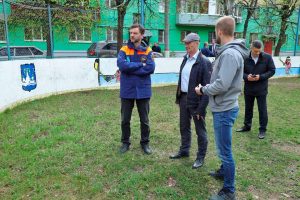 Виктор Неволин провел объезд города с профильными заместителями и руководителями дорожных и коммунальных учреждений