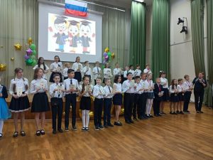 Выпускники — четвероклассники — знатоки ПДД