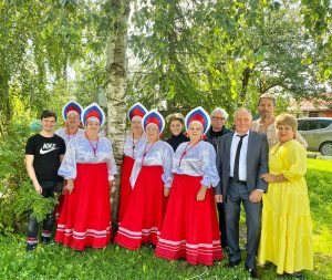 Для жителей деревни Жирошкино провели концерт