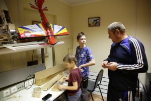 Клуб юных авиамоделистов Раменского научно-производственного приборостроительного объединения снова открыл свои двери