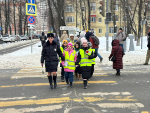 Пешеходную экскурсию «Дом-школа-дом» провели для школьников в Раменском