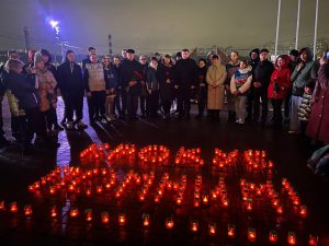 «Единая Россия» организовала акцию «Свеча памяти» в память о жертвах теракта в «Крокус Сити Холл»