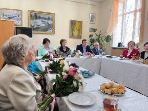 «Единая Россия» встретилась с бывшими узниками фашистских концлагерей