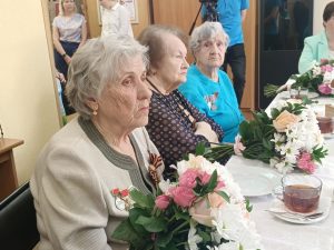 Встреча ветеранов ВОВ и узников фашистских лагерей состоялась в центральной библиотеке