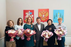 Окружной конкурс творческих работ «Уголь земли Русской» стартовал в Раменском в феврале в преддверии Дня защитника отечества. А накануне Дня Победы торжественным мероприятием были подведены итоги.