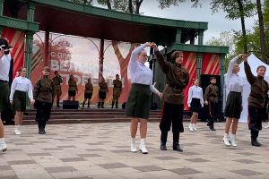 В городе Раменское состоялась акция «Вальс Победы»