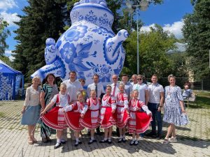 Партийцы посетили областной фестиваль Российской керамики «Синница» в Раменском округе