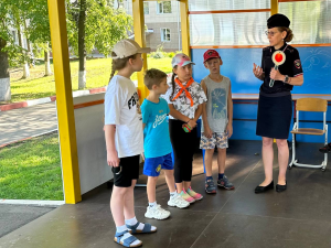 Госавтоиспекторы, Рамавтодор и комиссия по делам несовершеннолетних провели тематический ликбез по безопасности