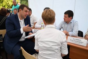 Более 1,5 тысяч встреч по сбору наказов провела «Единая Россия» в муниципалитетах, где этой осенью пройдут выборы в Советы депутатов