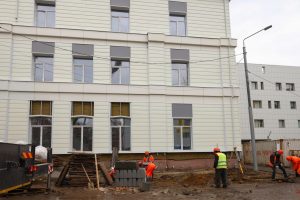 Продолжаются ремонтные работы терапевтического корпуса Раменской больницы