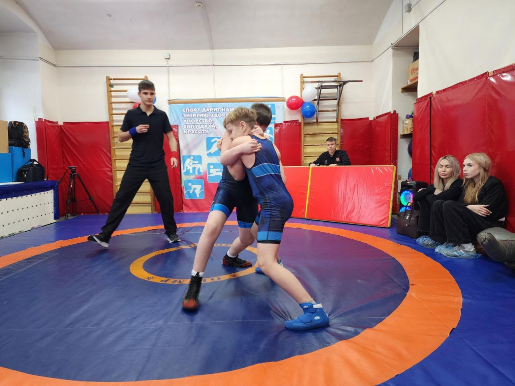 В Раменском прошли соревнования по греко-римской борьбе