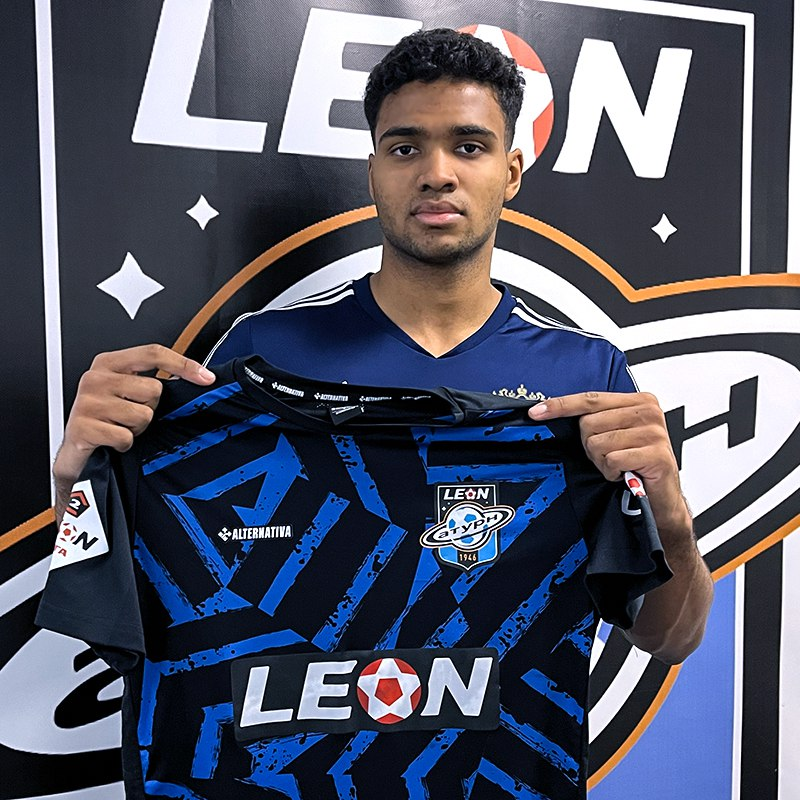 Мацола — новичок «Леон Сатурна»!